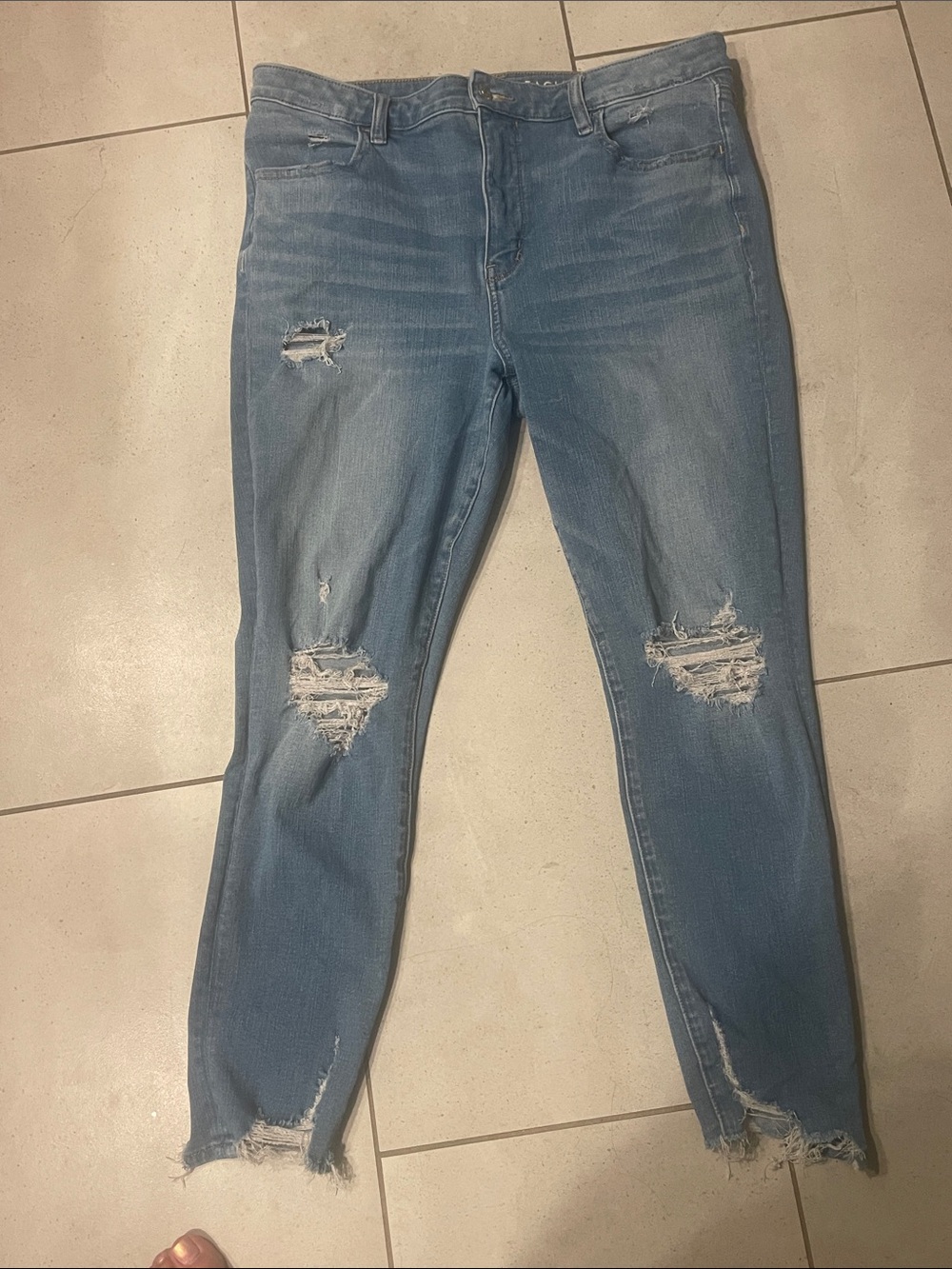 American Eagle Outfitters Light Blue Ripped Skinny Jeans